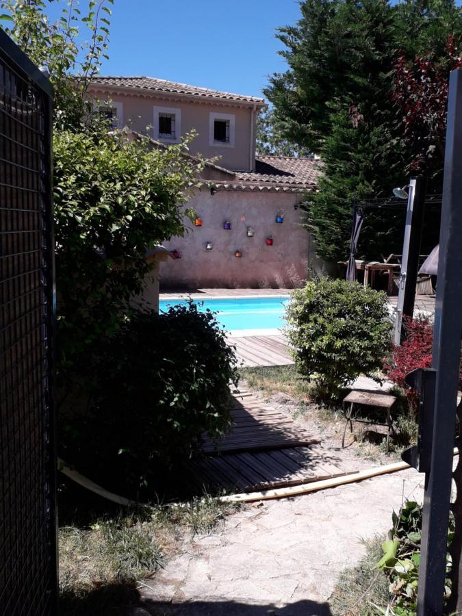 Brig'Gite LʼIsle-sur-la-Sorgue Exterior foto