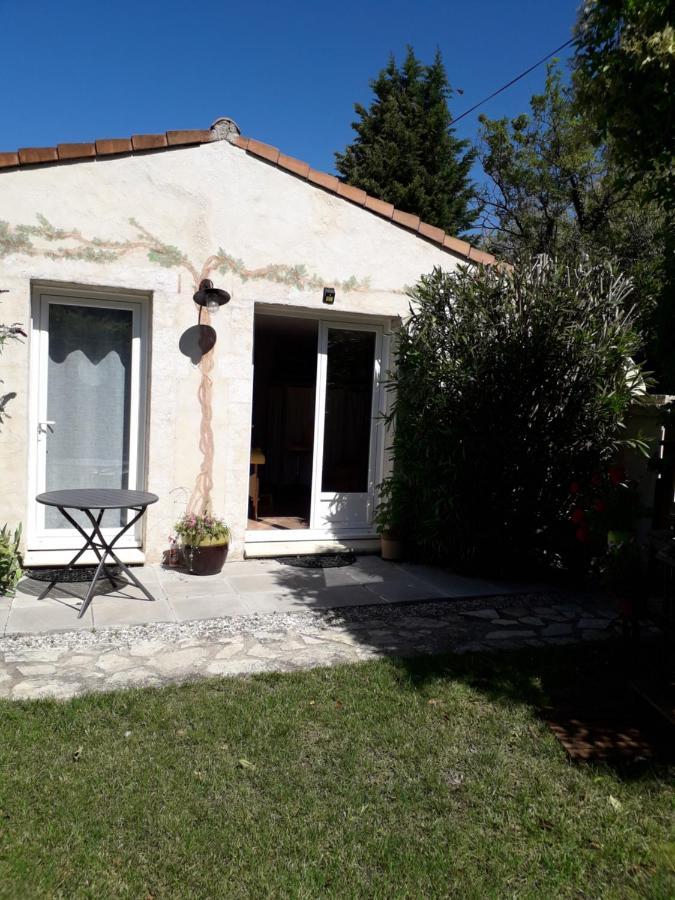 Brig'Gite LʼIsle-sur-la-Sorgue Exterior foto